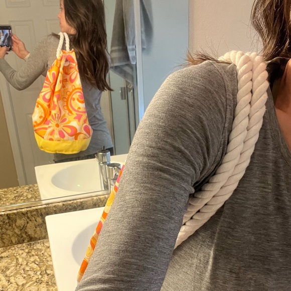 Clinique bag and matching reversible bucket hat retro hippy floral - Picture 6 of 6